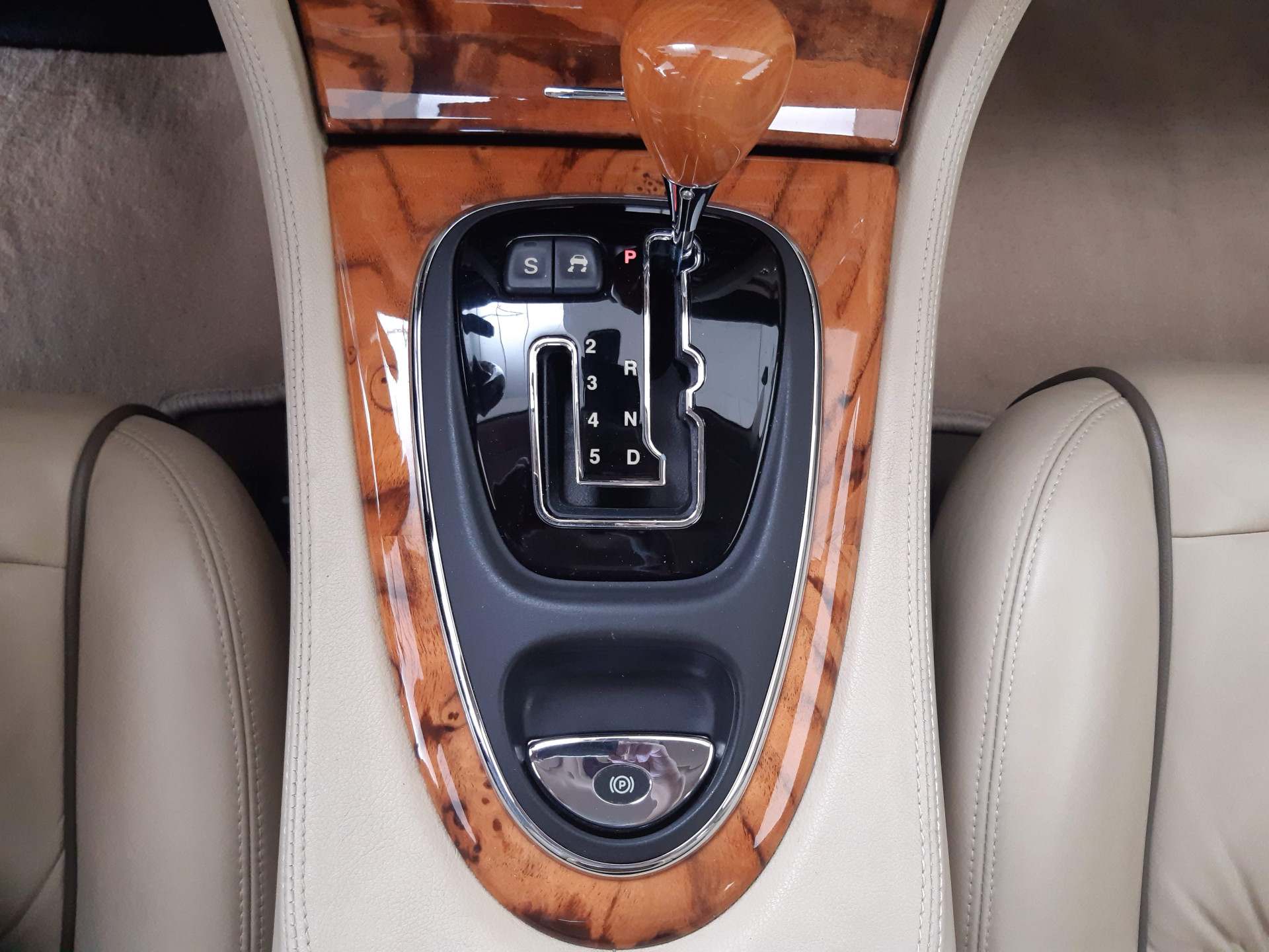 Jaguar XJ - Foto 20