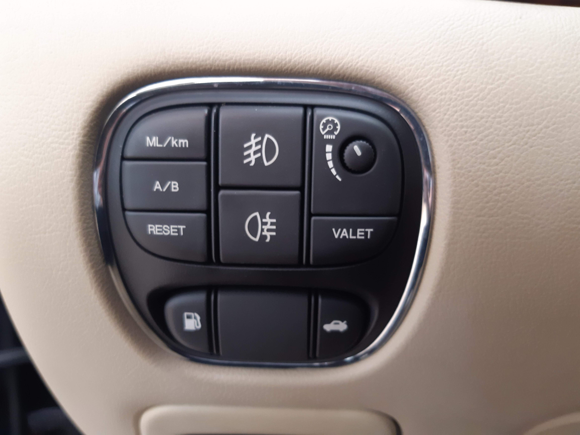 Jaguar XJ - Foto 40