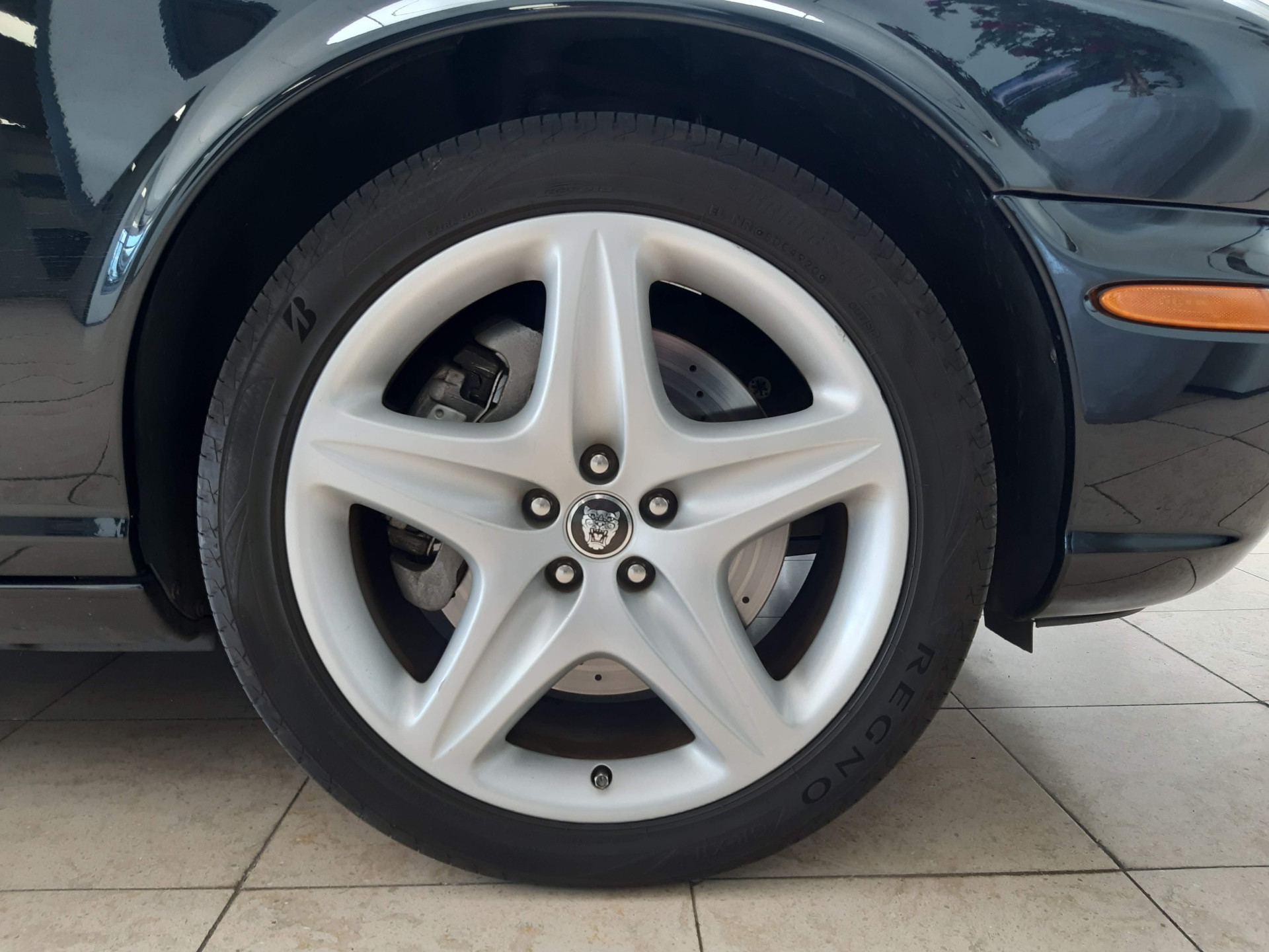 Jaguar XJ - Foto 45