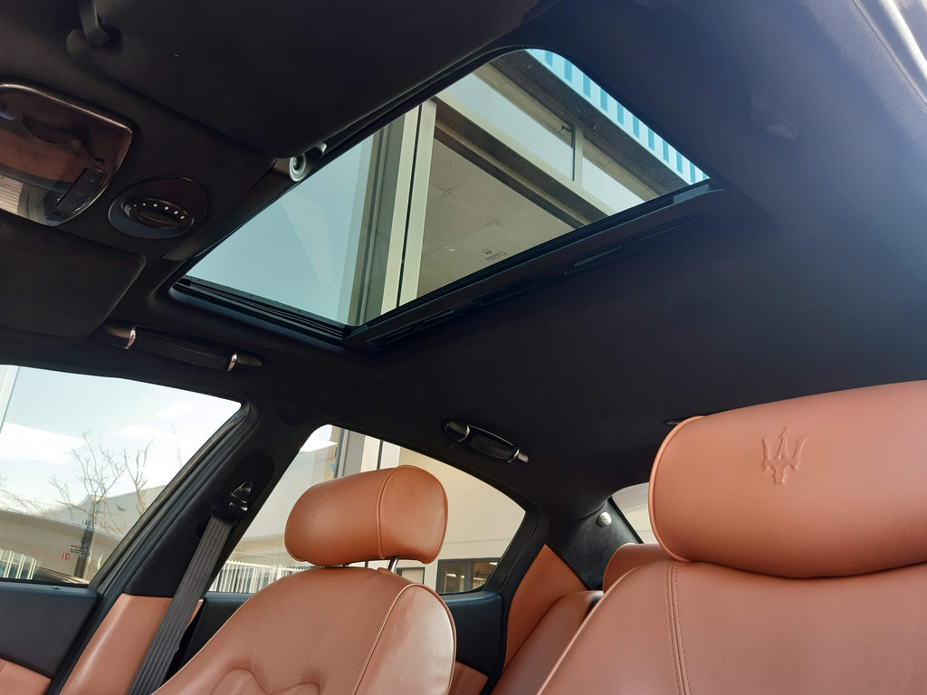 Maserati Quattroporte - Foto 40