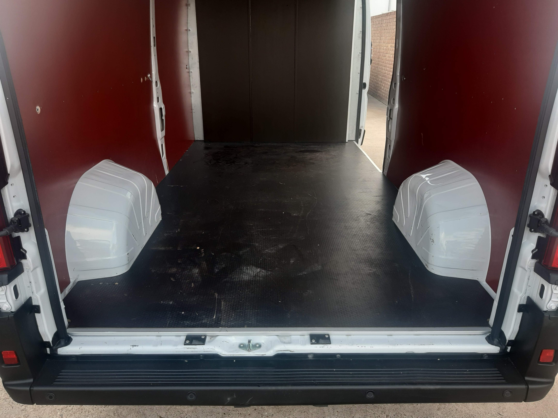 Peugeot Boxer - Foto 29