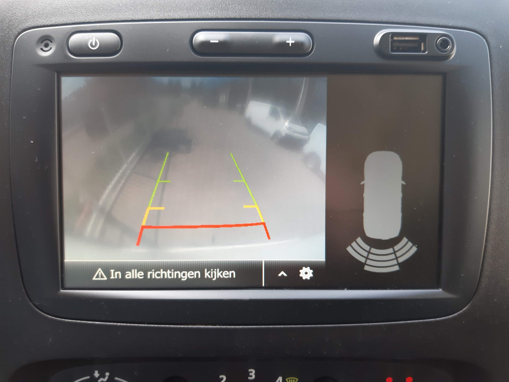 Renault Trafic - Foto 26