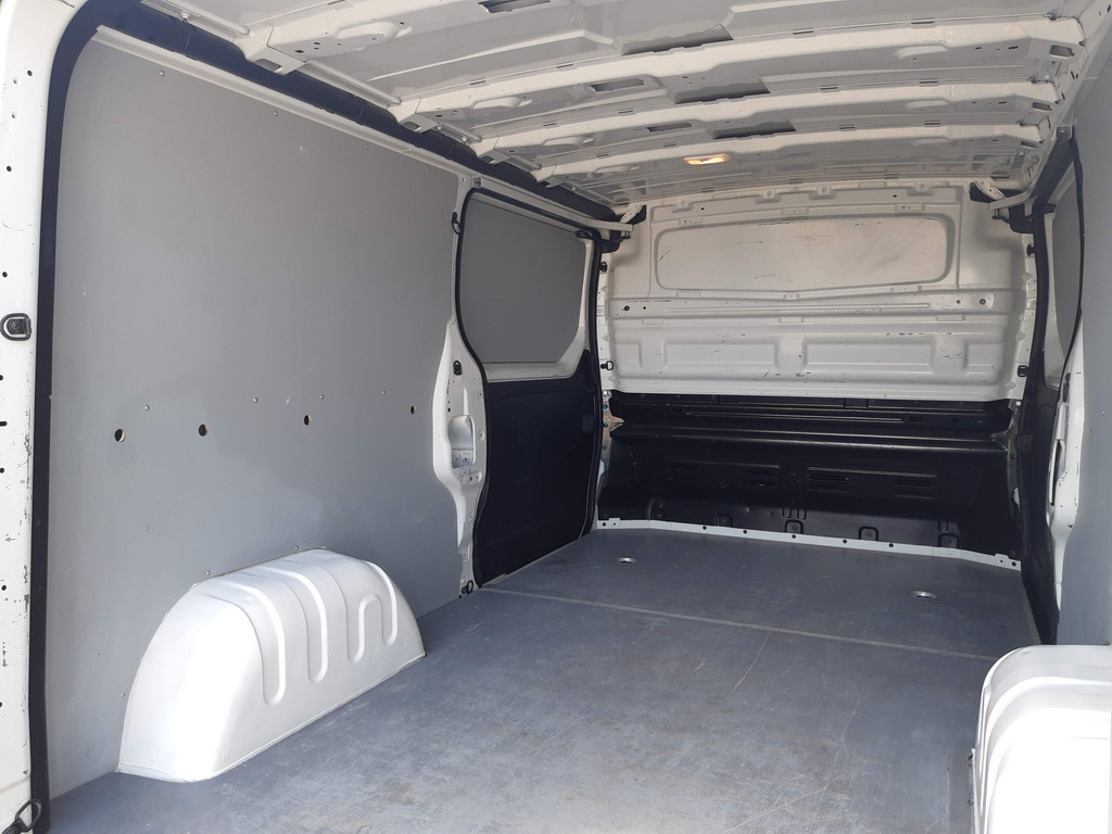 Renault Trafic - Foto 32