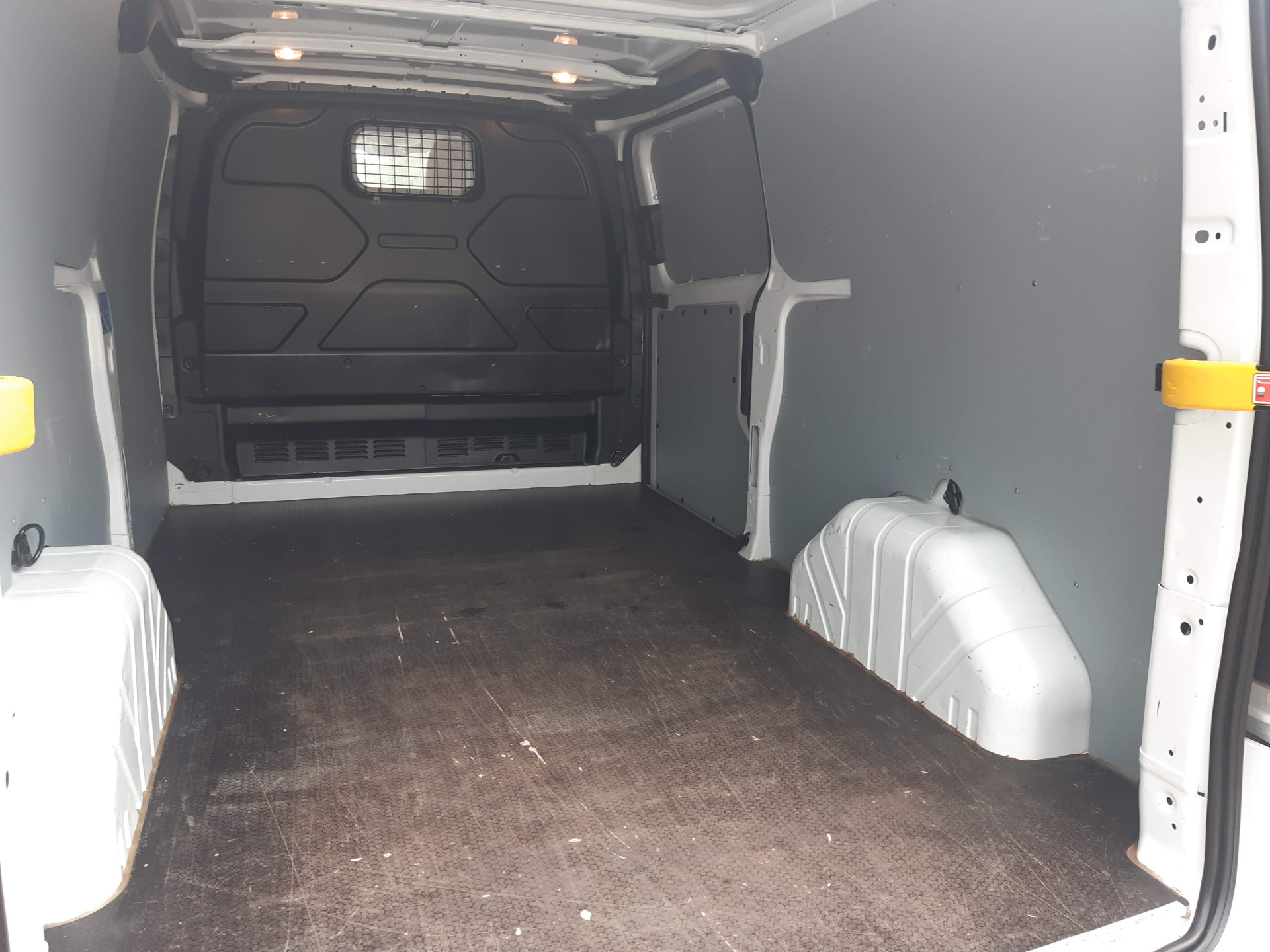 Ford Transit Custom - Foto 24