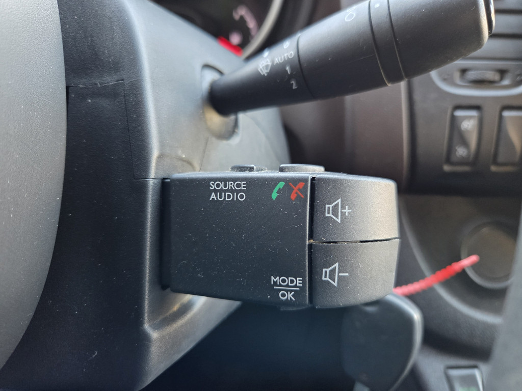 Renault Trafic - Foto 21