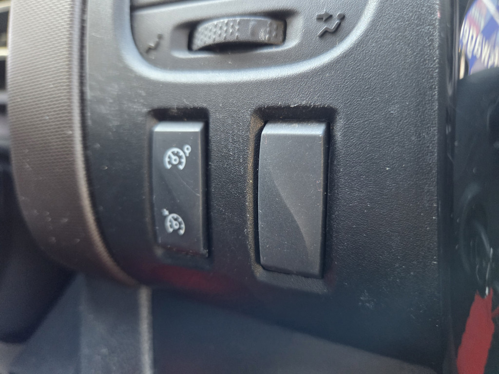 Renault Trafic - Foto 22