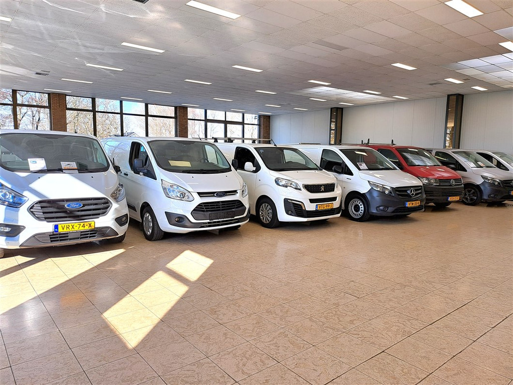 Renault Trafic - Foto 52