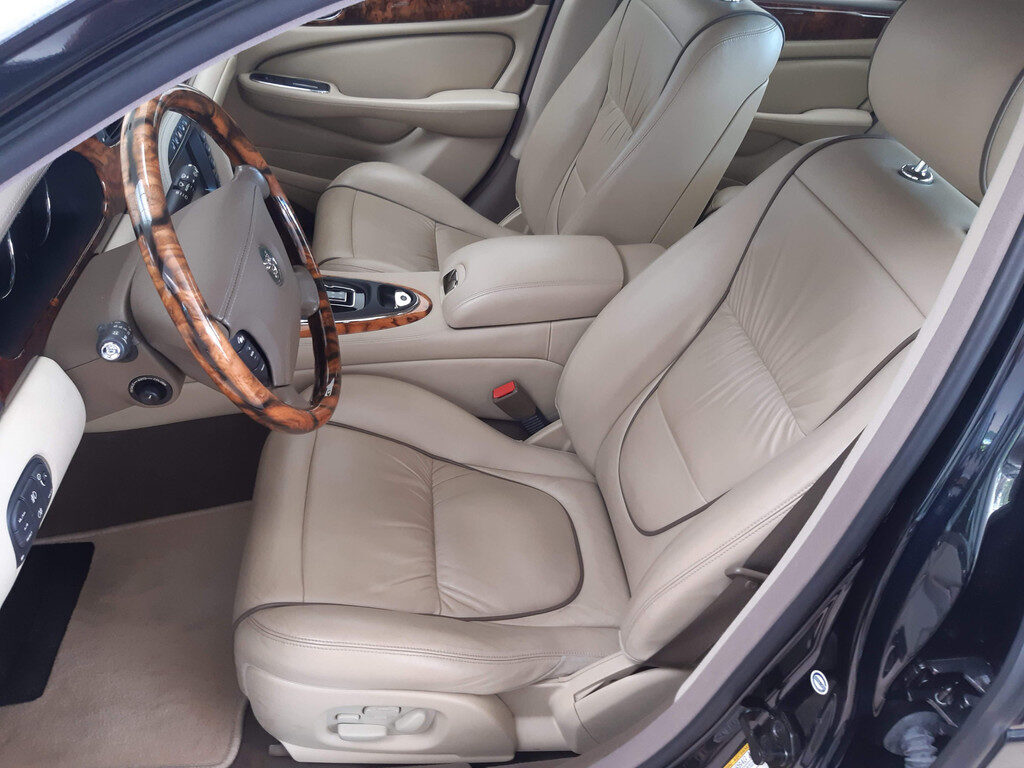 Jaguar XJ-8 - Foto 10