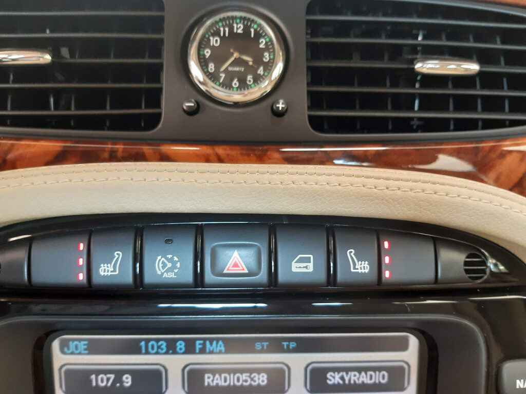 Jaguar XJ-8 - Foto 19