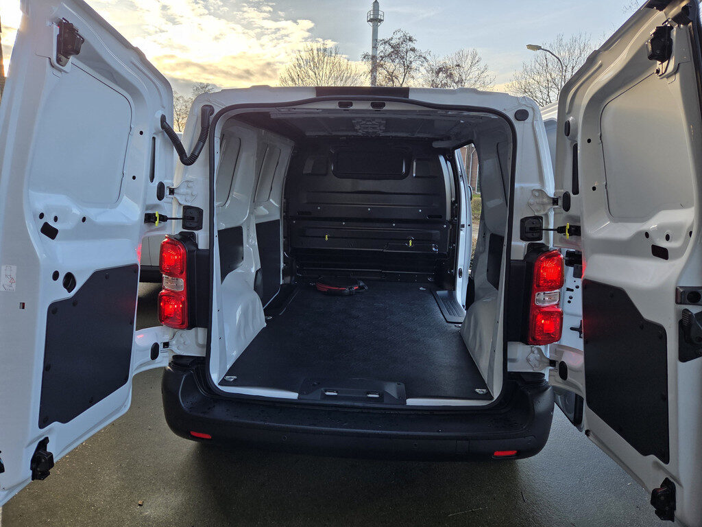 Opel e-Vivaro - Foto 27