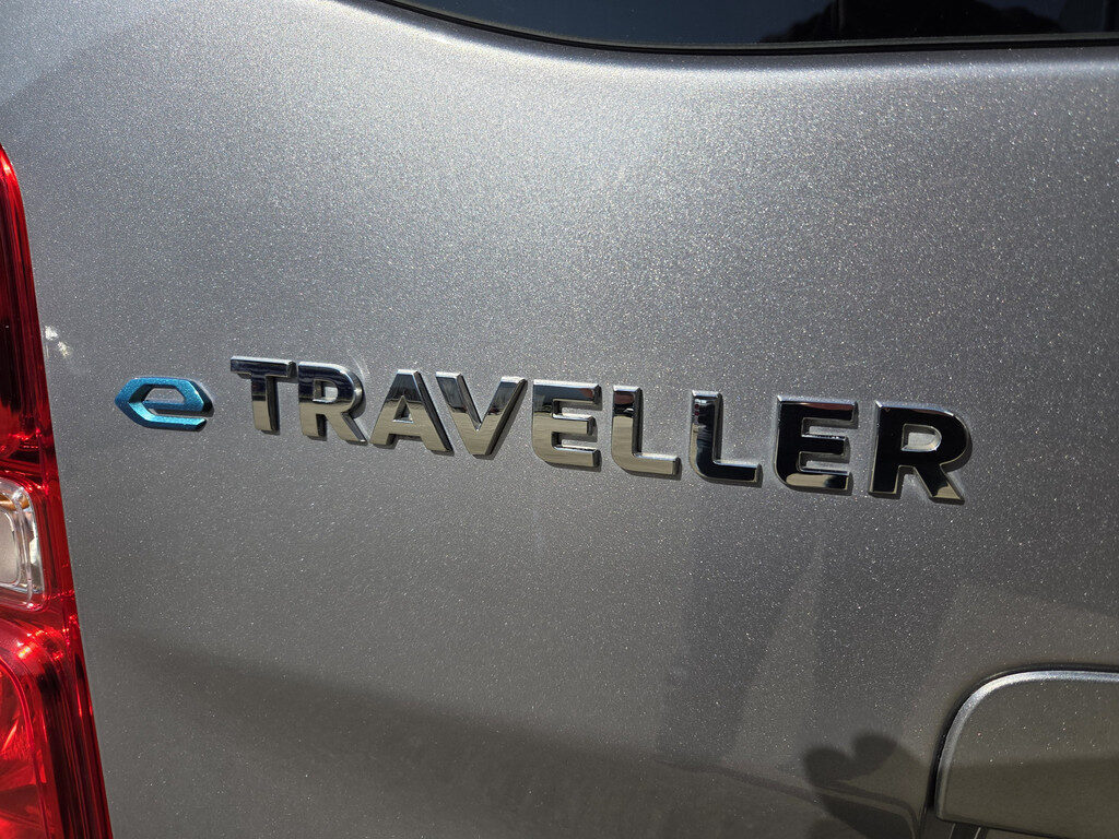 Peugeot e-Traveller - Foto 47