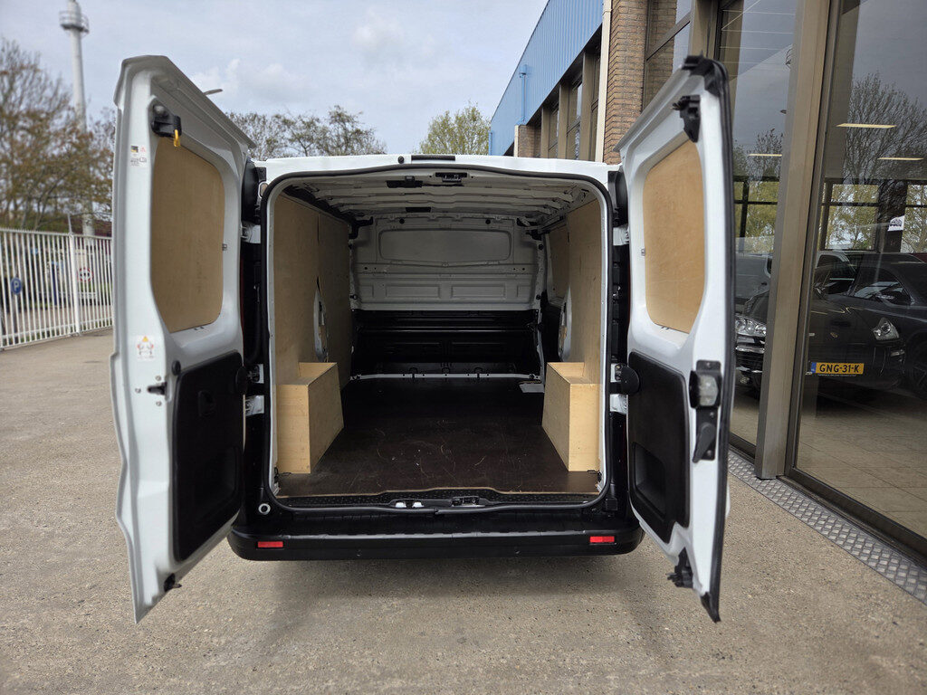 Renault Trafic - Foto 10