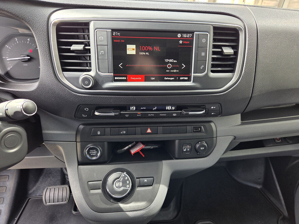 Opel Vivaro - Foto 15