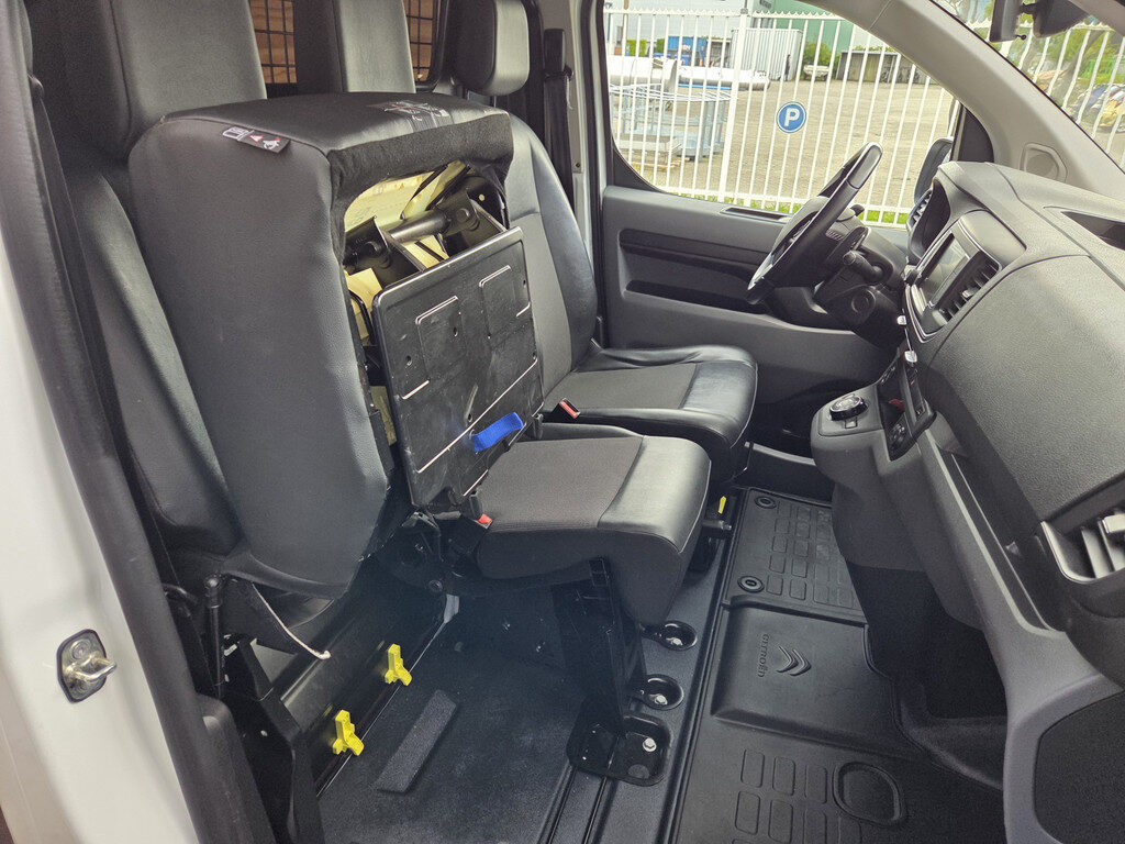 Opel Vivaro - Foto 22