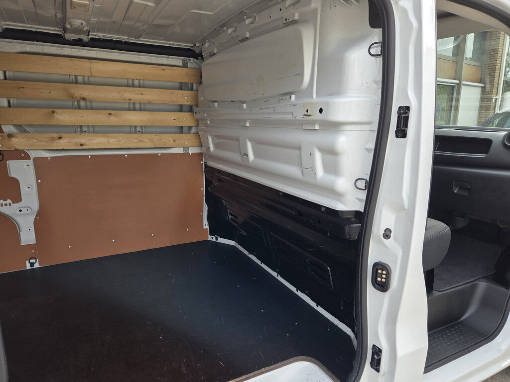 Renault Trafic - Foto 31