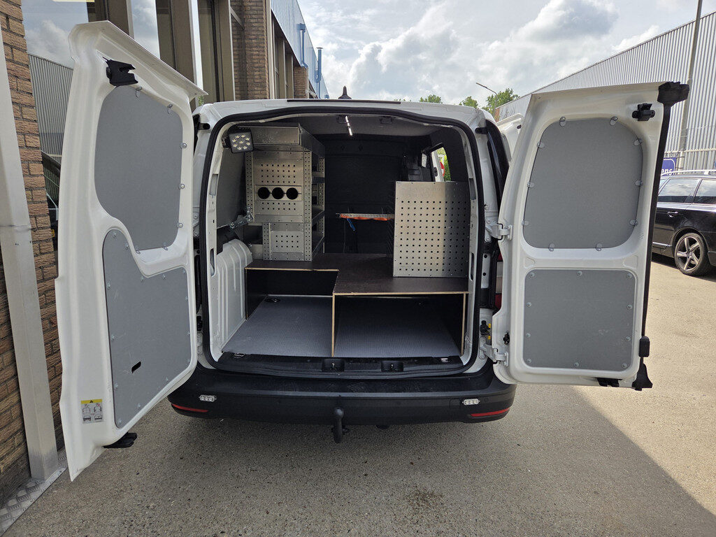 Volkswagen Caddy Cargo Maxi RHD - Foto 29