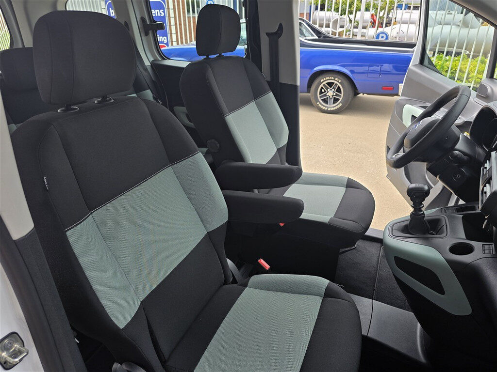 Citroën Berlingo - Foto 21