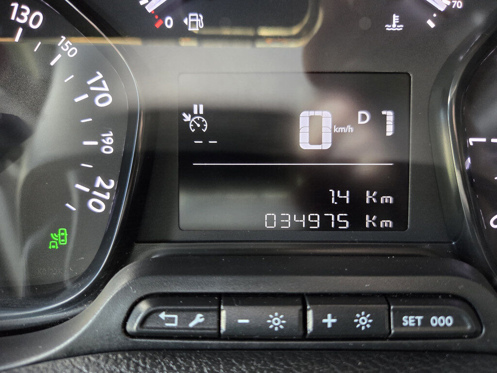 Opel Vivaro - Foto 27