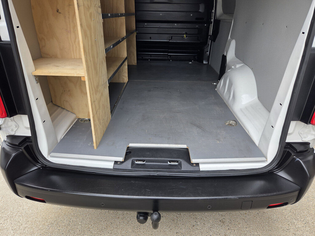 Opel Vivaro - Foto 16