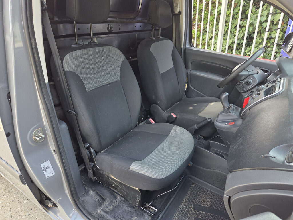 Renault Kangoo - Foto 19