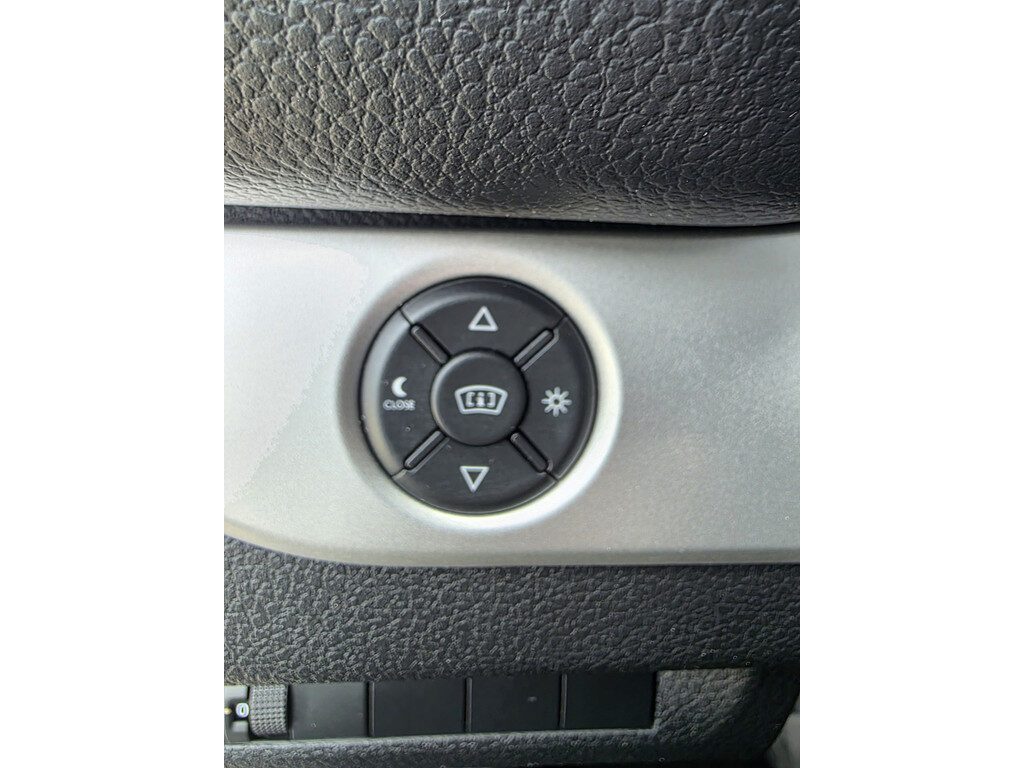 Opel Vivaro - Foto 21