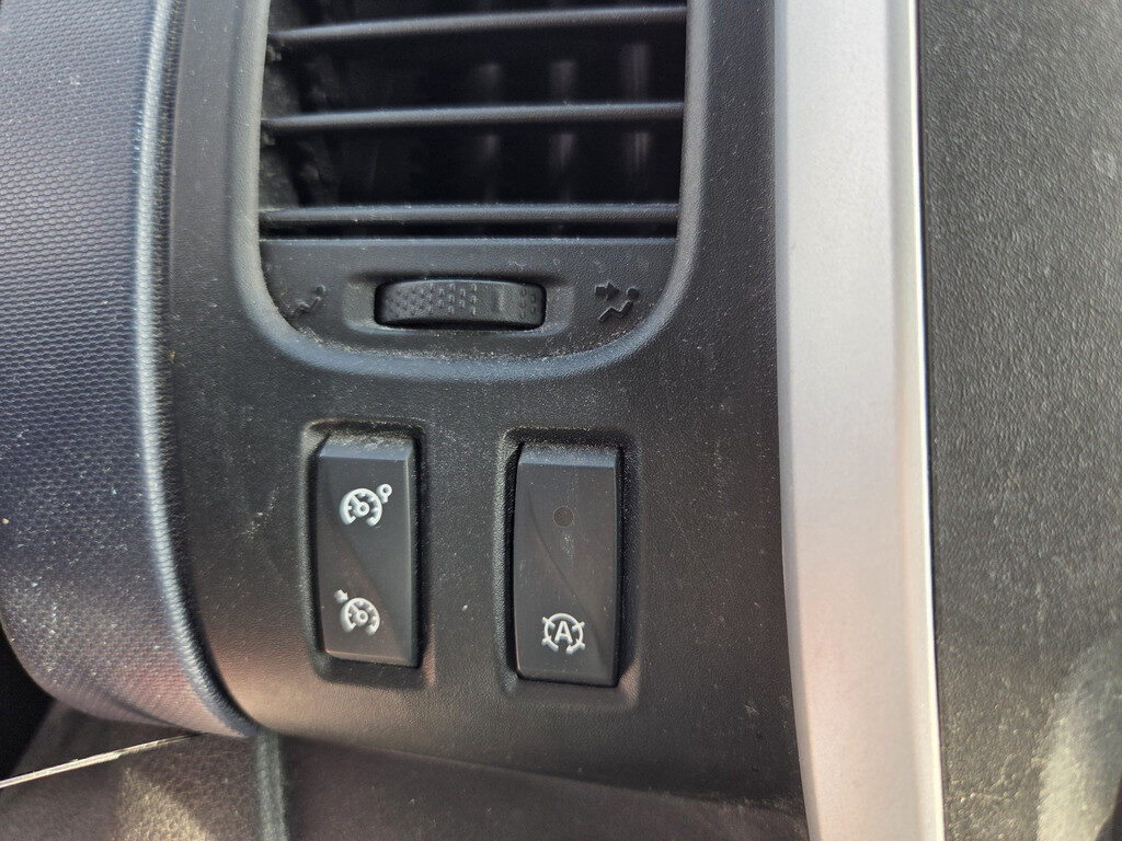 Opel Vivaro - Foto 16
