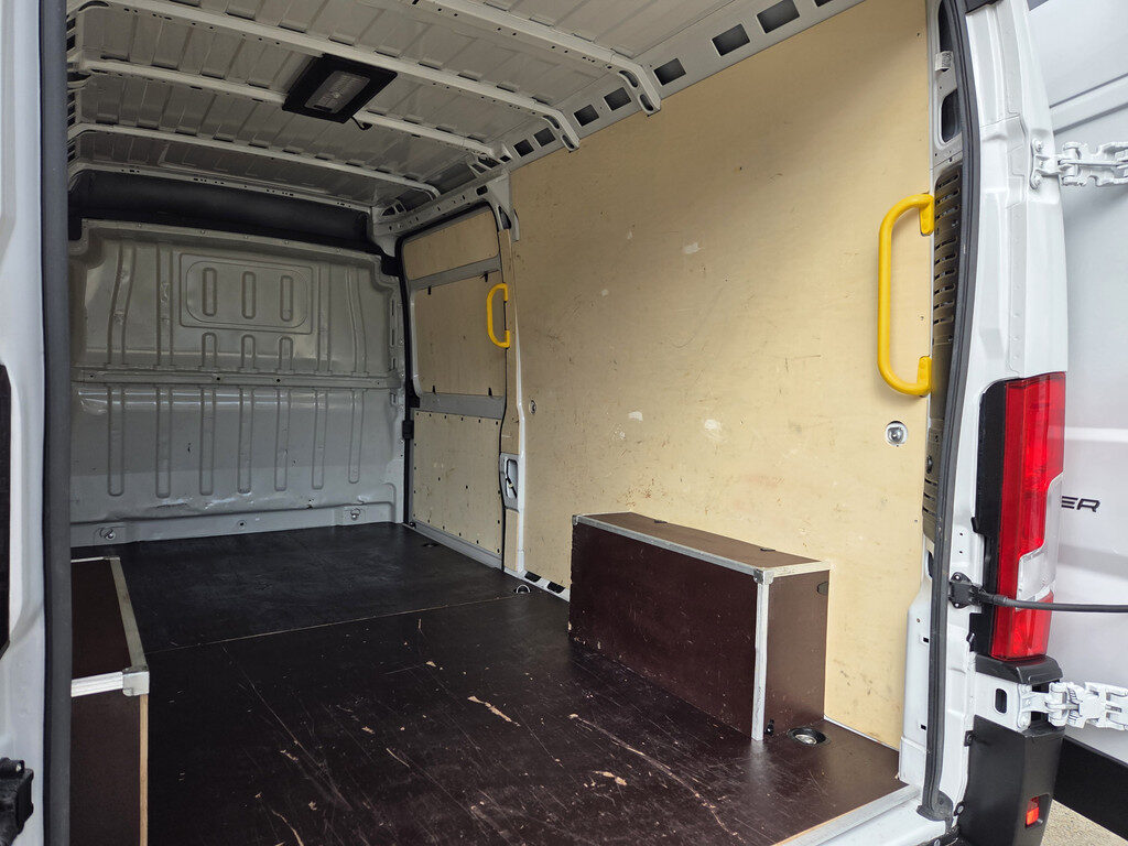 Peugeot Boxer - Foto 12