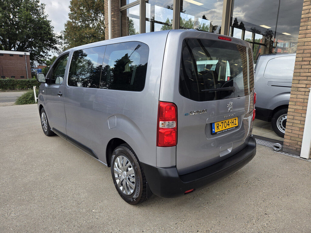 Peugeot e-Expert 50 kWh L2 9-Persoons Airco Panoramadak - Foto 5