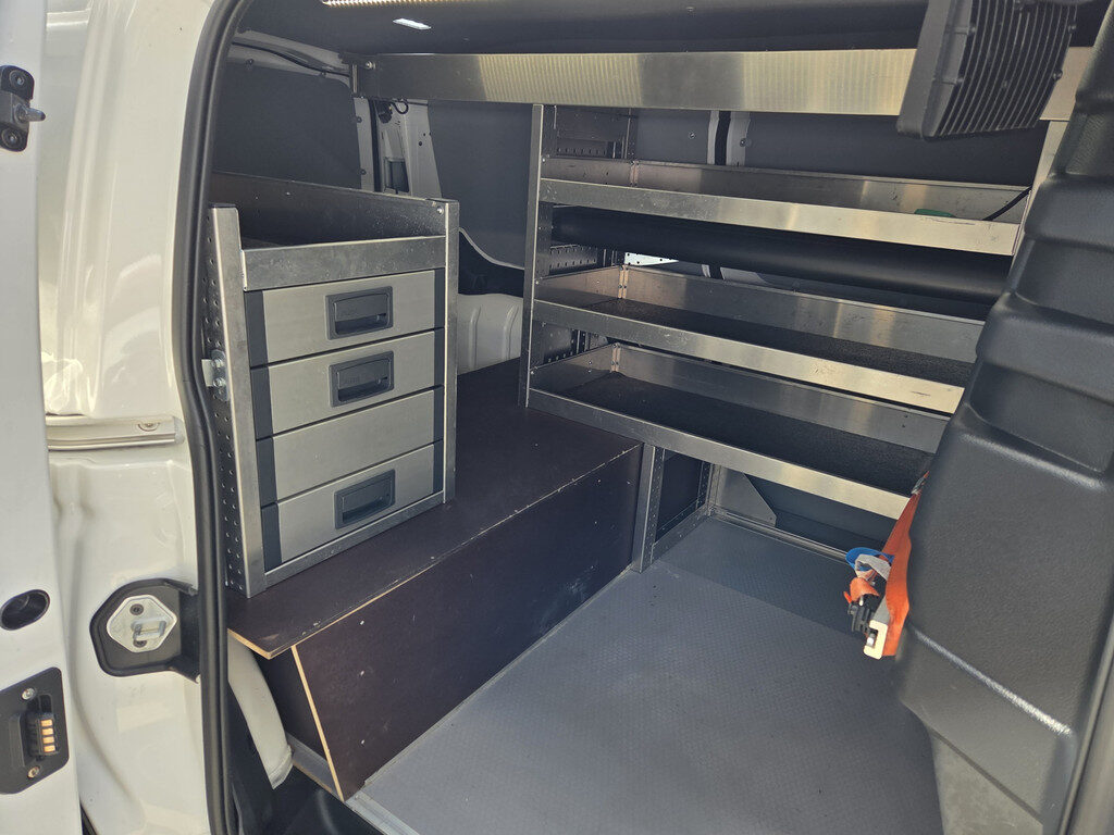 Volkswagen Caddy Cargo Maxi RHD - Foto 29