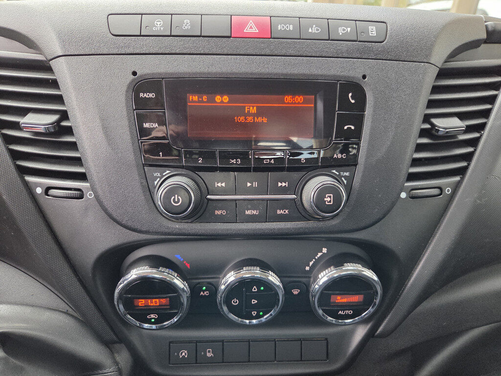 Iveco Daily - Foto 18