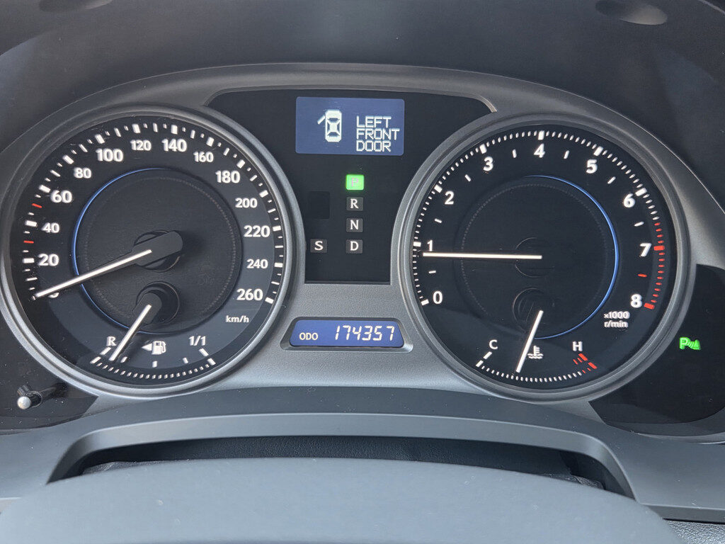 Lexus IS - Foto 19