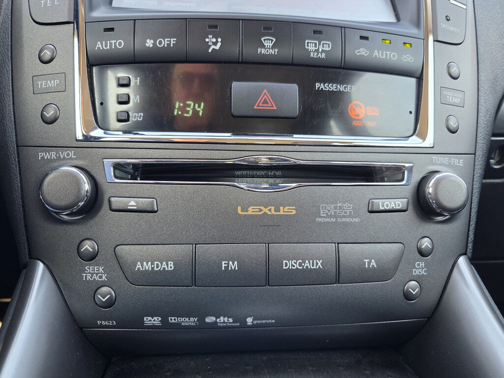 Lexus IS - Foto 25