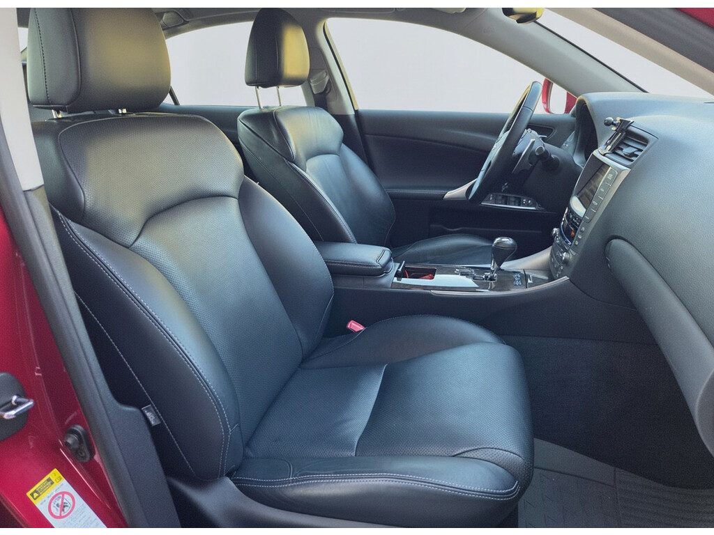 Lexus IS - Foto 34