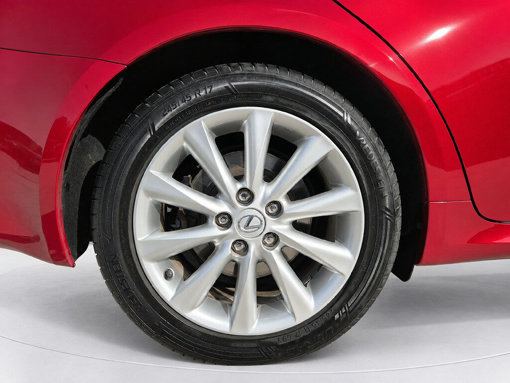 Lexus IS - Foto 39