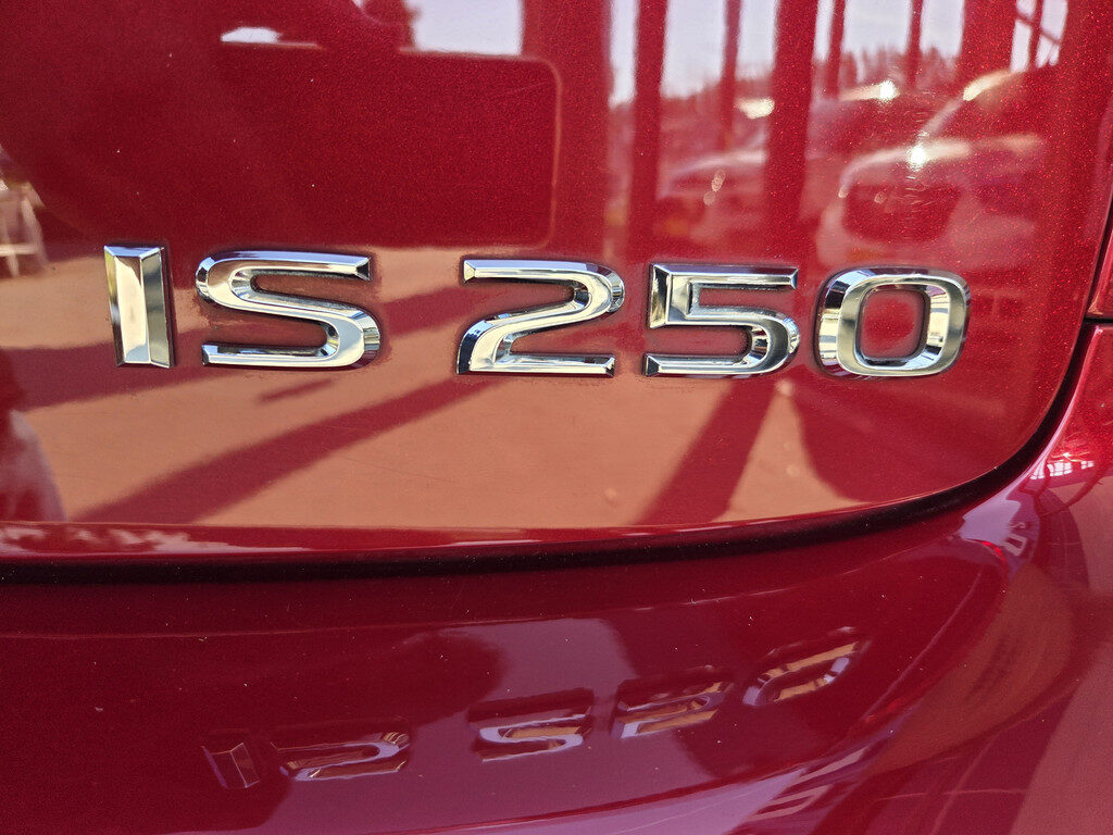 Lexus IS - Foto 42