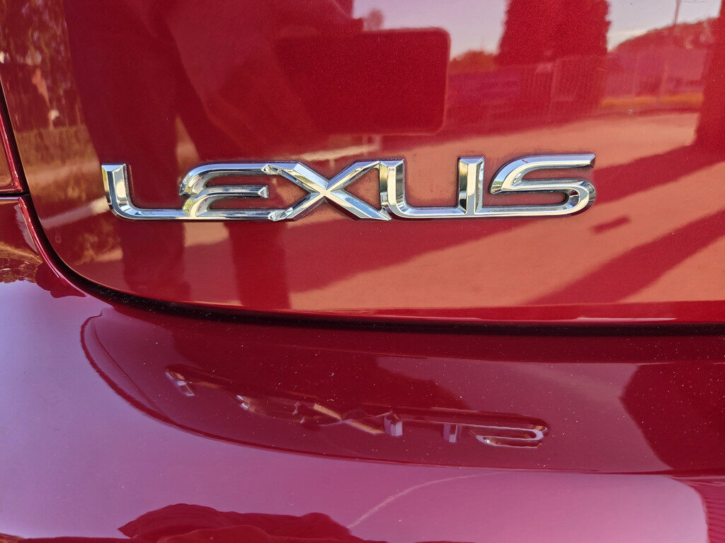 Lexus IS - Foto 44