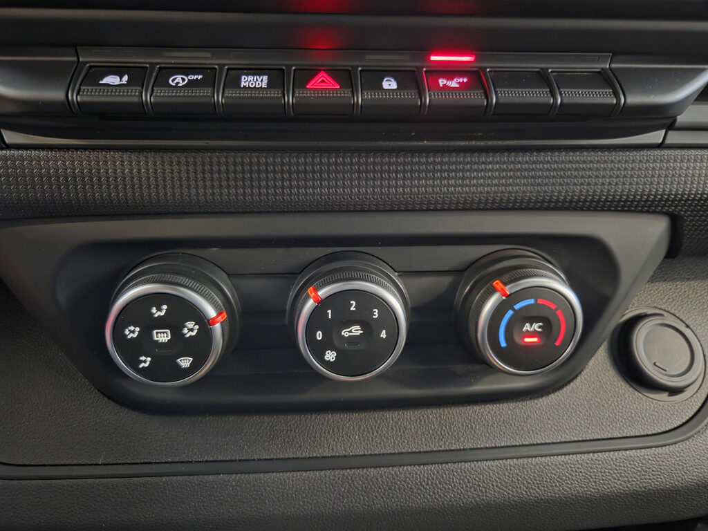 Opel Vivaro - Foto 26