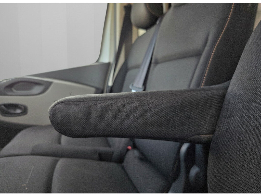 Renault Trafic - Foto 12
