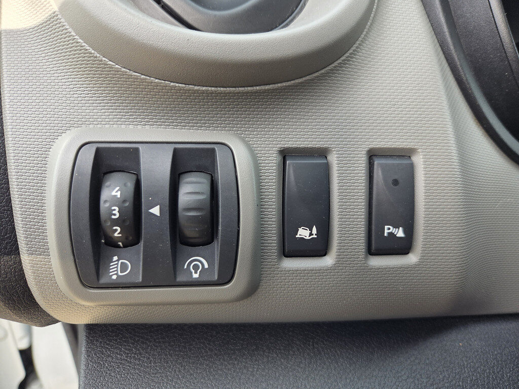 Renault Trafic - Foto 22
