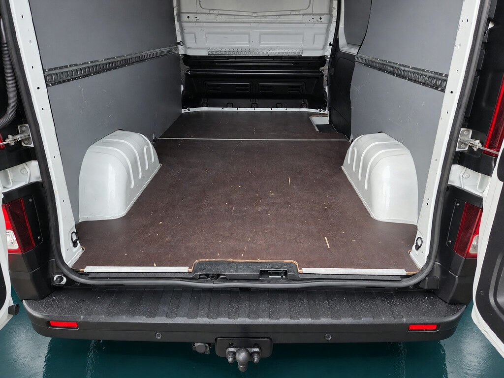 Renault Trafic - Foto 12