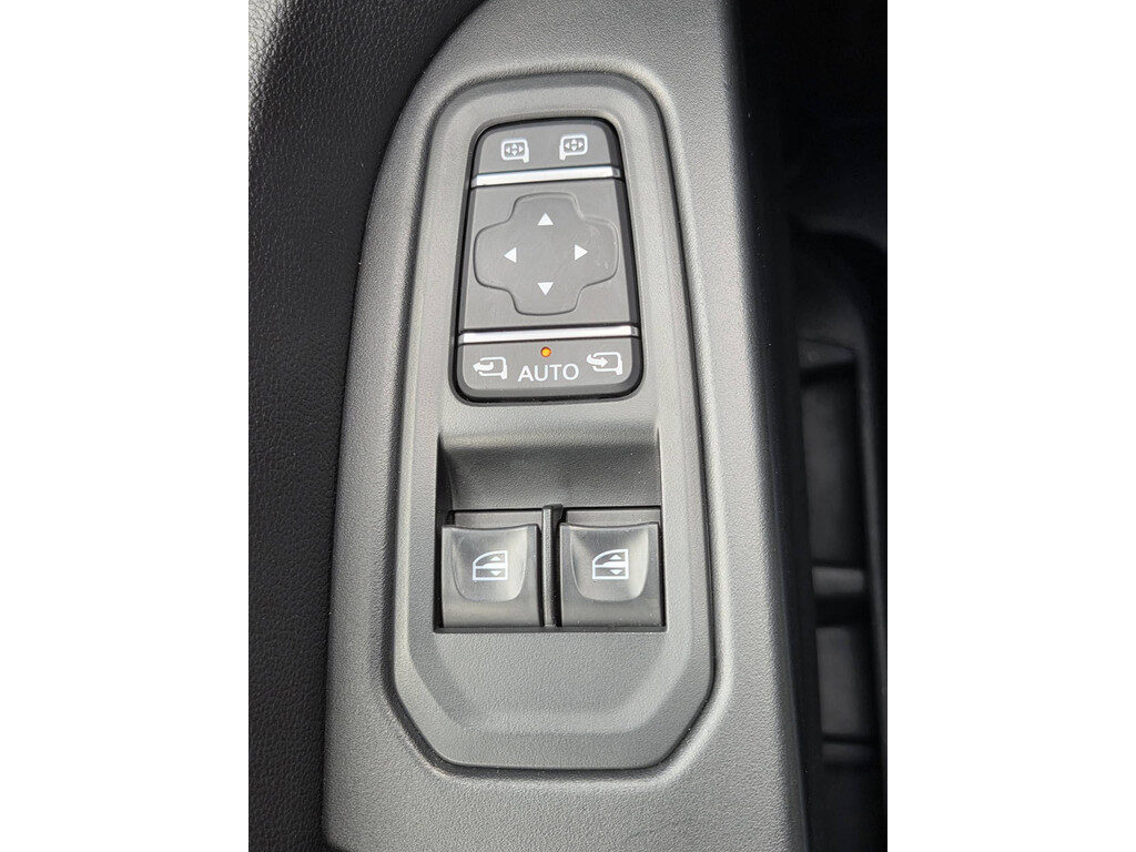 Renault Trafic - Foto 15