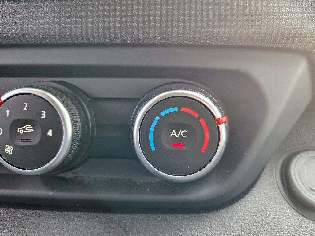Renault Trafic - Foto 19