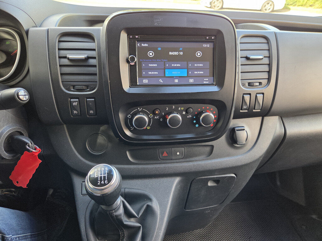 Renault Trafic - Foto 16