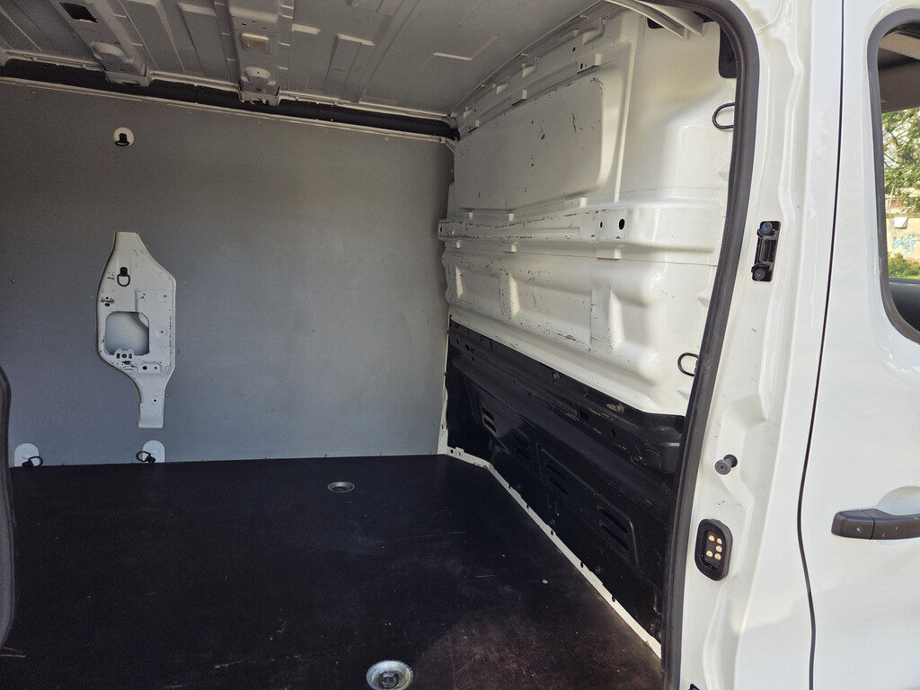 Renault Trafic - Foto 28