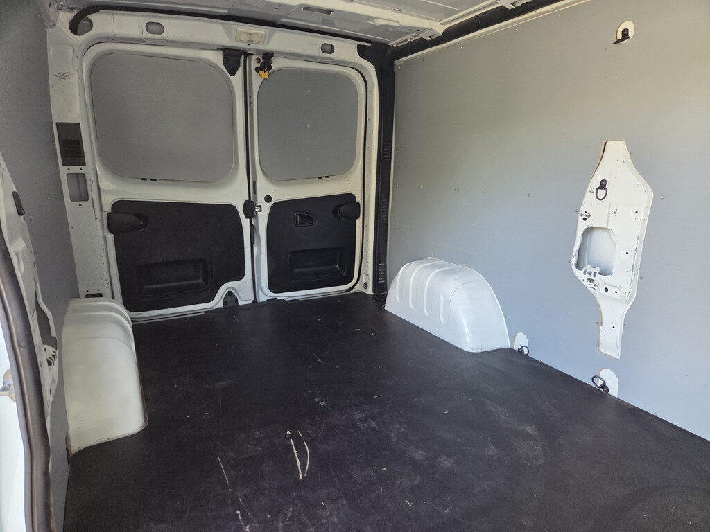 Renault Trafic - Foto 30