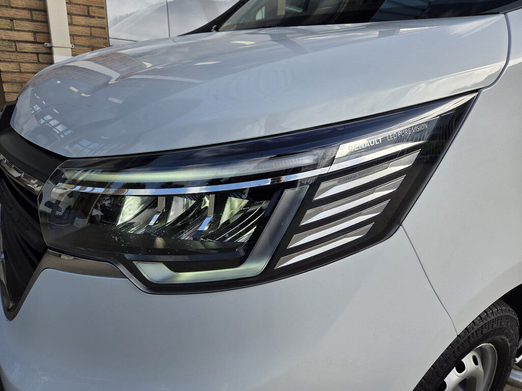 Renault Trafic - Foto 29