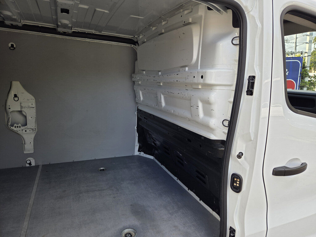 Renault Trafic - Foto 30