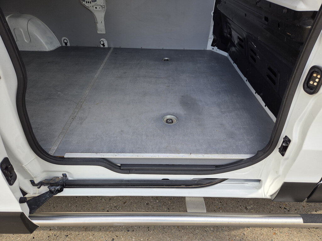 Renault Trafic - Foto 32
