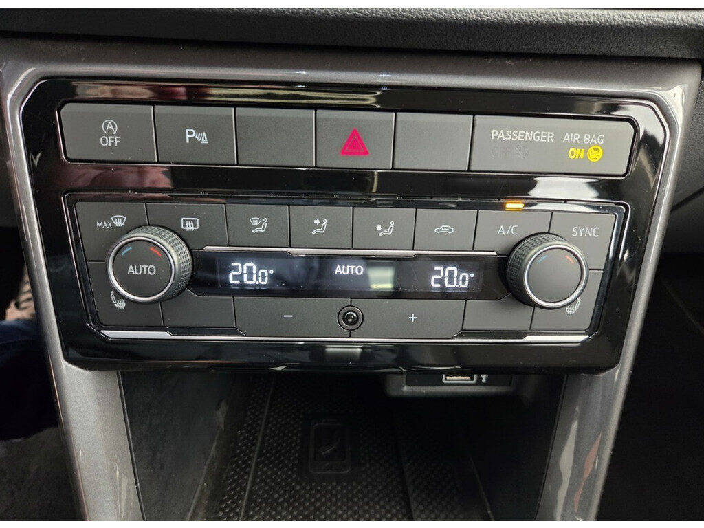 Volkswagen T-Cross - Foto 27